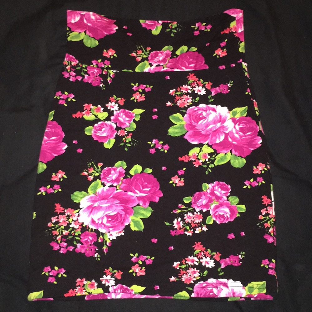 Forever 21 Floral Bandage Skirt